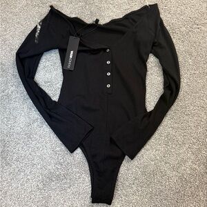 Fashion Nova Black Plunge Long Sleeve Bodysuit